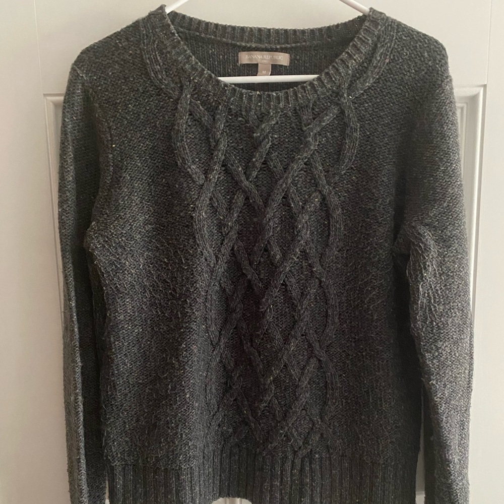 Banana Republic Gray Crew Neck Cable Knit Sweater